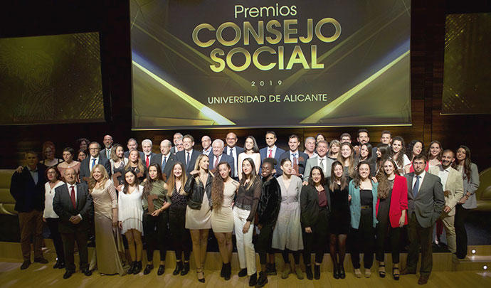 Premio Mecenazgo de investigación concedido por el consejo social de la universidad de Alicante.